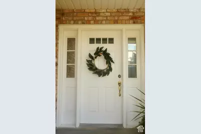 822 E Skylark Dr, Spanish Fork, UT 84660 - Photo 4