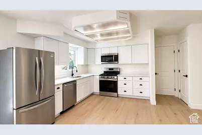 342 E 600 N, Logan, UT 84321 - Photo 2