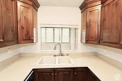 2406 S Elizabeth St E #2, Salt Lake City, UT 84106 - Photo 10