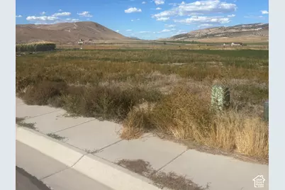 112 W 1030 N #44, Mayfield, UT 84643 - Photo 2