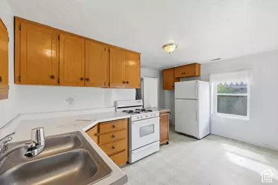 330 N 1000 W, Provo, UT 84601 - Photo 8