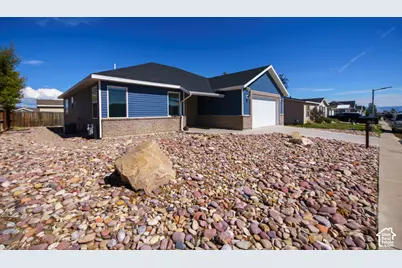 248 W 2100 S, Vernal, UT 84078 - Photo 2