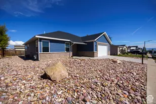 248 W 2100 S, Vernal, UT 84078 - Photo 2