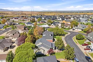 943 Meadowlark Ln, West Bountiful, UT 84087 - Photo 44