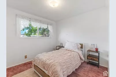 2058 E Rolling Knolls Way S, Cottonwood Heights, UT 84121 - Photo 8