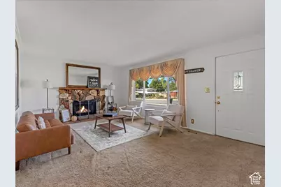 2058 E Rolling Knolls Way S, Cottonwood Heights, UT 84121 - Photo 6