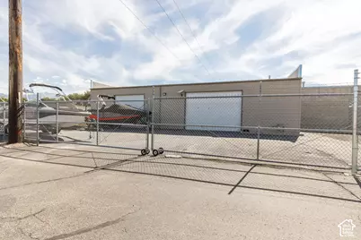 5959 S Stratler St W, Murray, UT 84107 - Photo 4
