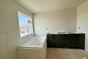 2730 W Aleutian Dr, Ogden, UT 84404 - Photo 8