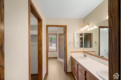 1373 Pheasant Ridge Cir, Bountiful, UT 84010 - Photo 20