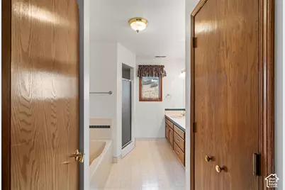 1373 Pheasant Ridge Cir, Bountiful, UT 84010 - Photo 30