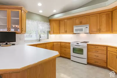 171 W Country Springs Dr N, Bountiful, UT 84010 - Photo 12