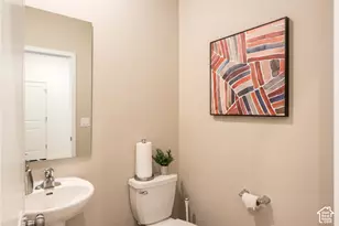 1019 W Fallow Dr, Saratoga Springs, UT 84045 - Photo 8