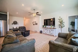 171 N 480 E, Vineyard, UT 84059 - Photo 12