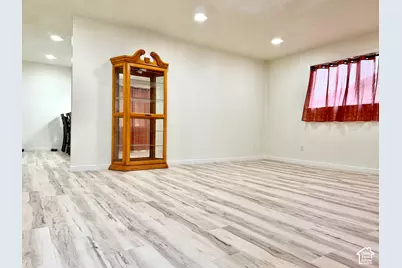 470 N 400 E, Roosevelt, UT 84066 - Photo 2