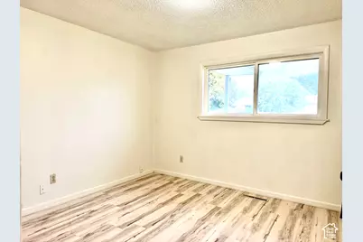 470 N 400 E, Roosevelt, UT 84066 - Photo 14