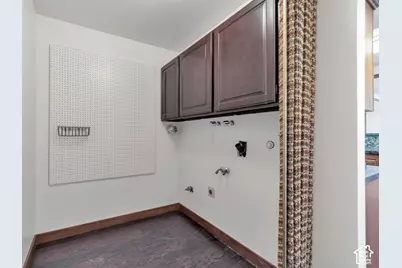 10318 S 2375 E, Sandy, UT 84092 - Photo 16