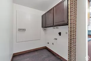 10318 S 2375 E, Sandy, UT 84092 - Photo 16