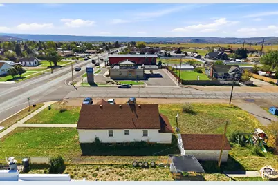 96 S Main St, Kamas, UT 84036 - Photo 6