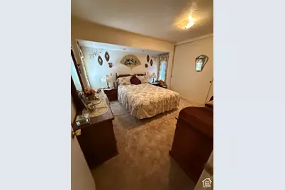 220 Glen Pl, Layton, UT 84041 - Photo 22