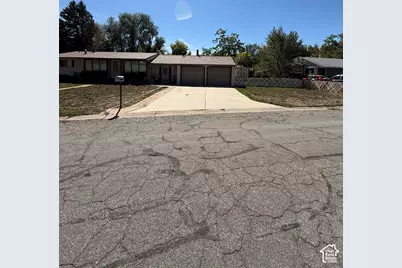220 Glen Pl, Layton, UT 84041 - Photo 2