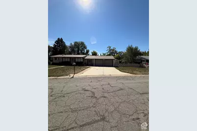 220 Glen Pl, Layton, UT 84041 - Photo 1