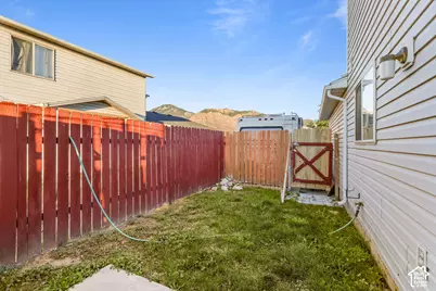 399 Downs Dr, Ogden, UT 84404 - Photo 14
