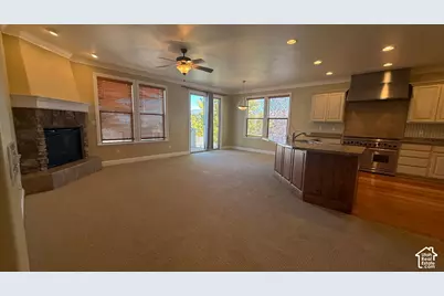 10234 S Eagle Cliff Way E, Sandy, UT 84092 - Photo 6