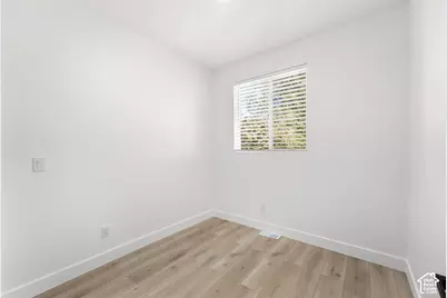 625 N 900 W, Salt Lake City, UT 84116 - Photo 32