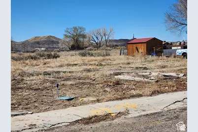 750 E Pine #45, Wellington, UT 84542 - Photo 6