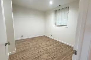 250 S Elizabeth St E, Salt Lake City, UT 84102 - Photo 8