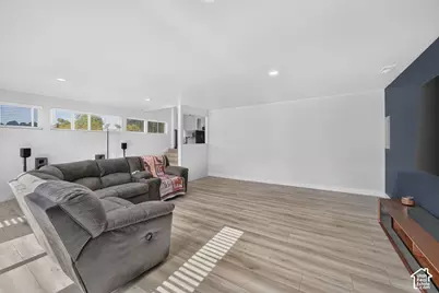 635 N Canfield Dr E, Ogden, UT 84404 - Photo 4