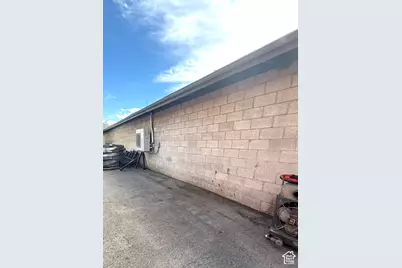 4869 S Commerce Dr W #B-1, Murray, UT 84107 - Photo 10
