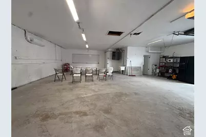 4869 S Commerce Dr W #B-1, Murray, UT 84107 - Photo 2