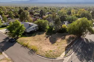4452 S Aspen Hollow Ln, Salt Lake City, UT 84117 - Photo 4