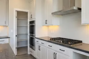1047 E Antelope Dr, Eagle Mountain, UT 84005 - Photo 4