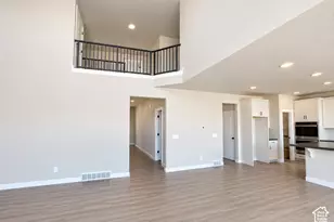 1047 E Antelope Dr, Eagle Mountain, UT 84005 - Photo 10