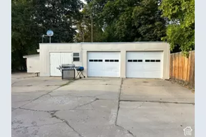 481 E Center St, Logan, UT 84321 - Photo 18