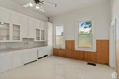 268 N 300 W, Provo, UT 84601 - Photo 8