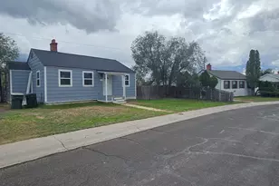 172 Grassy Dr, East Carbon, UT 84520 - Photo 2