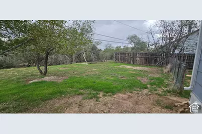172 Grassy Dr, East Carbon, UT 84520 - Photo 24