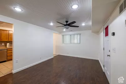 455 E 5600 S #D, Murray, UT 84107 - Photo 4