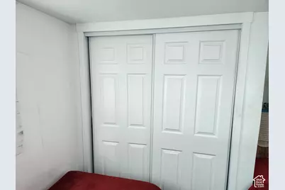 8811 S Cambridge Cir W, Sandy, UT 84070 - Photo 12