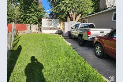 8811 S Cambridge Cir W, Sandy, UT 84070 - Photo 14