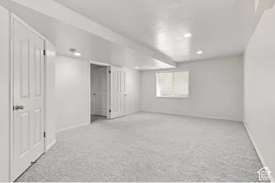 1172 E Castlecreek Dr, Murray, UT 84117 - Photo 34