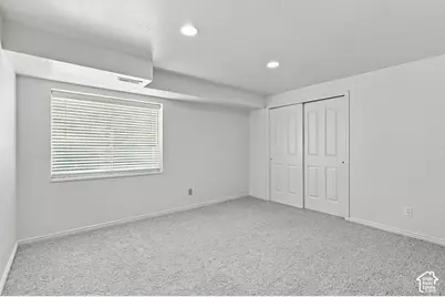 1172 E Castlecreek Dr, Murray, UT 84117 - Photo 28