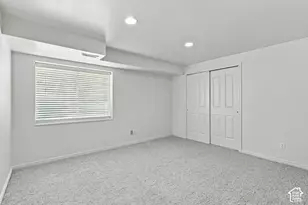 1172 E Castlecreek Dr, Murray, UT 84117 - Photo 28