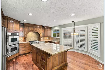 1172 E Castlecreek Dr, Murray, UT 84117 - Photo 10