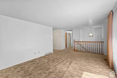 1030 W 25 S, Clearfield, UT 84015 - Photo 8