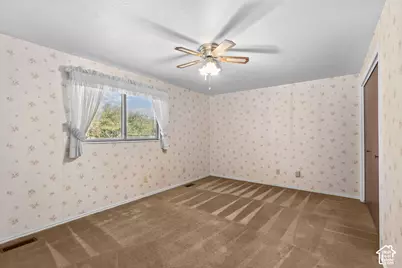 1030 W 25 S, Clearfield, UT 84015 - Photo 12