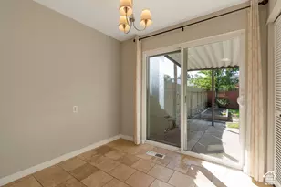 6092 S 2075 St E, Holladay, UT 84121 - Photo 4